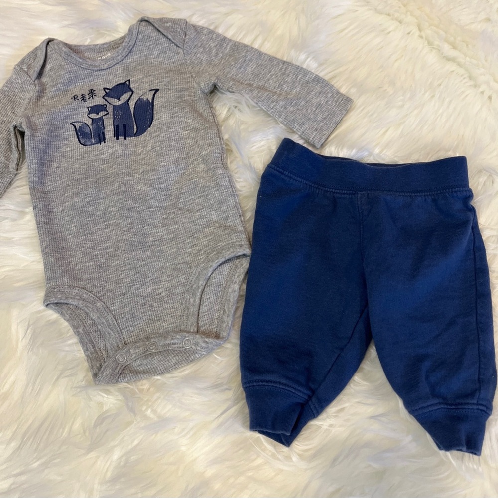 Carter’s Set Boy In Size 3M